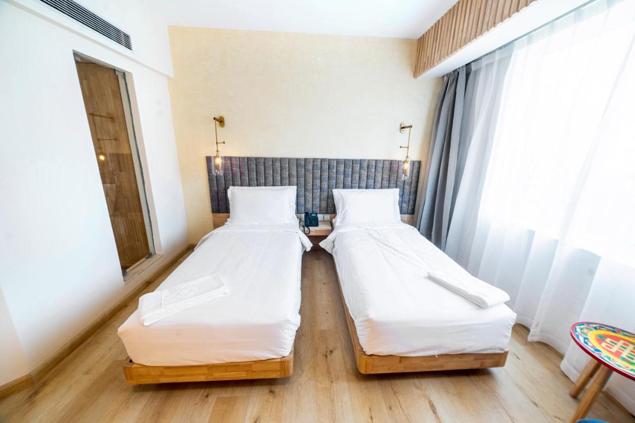 Square Hotel Kathmandu Bagian luar foto