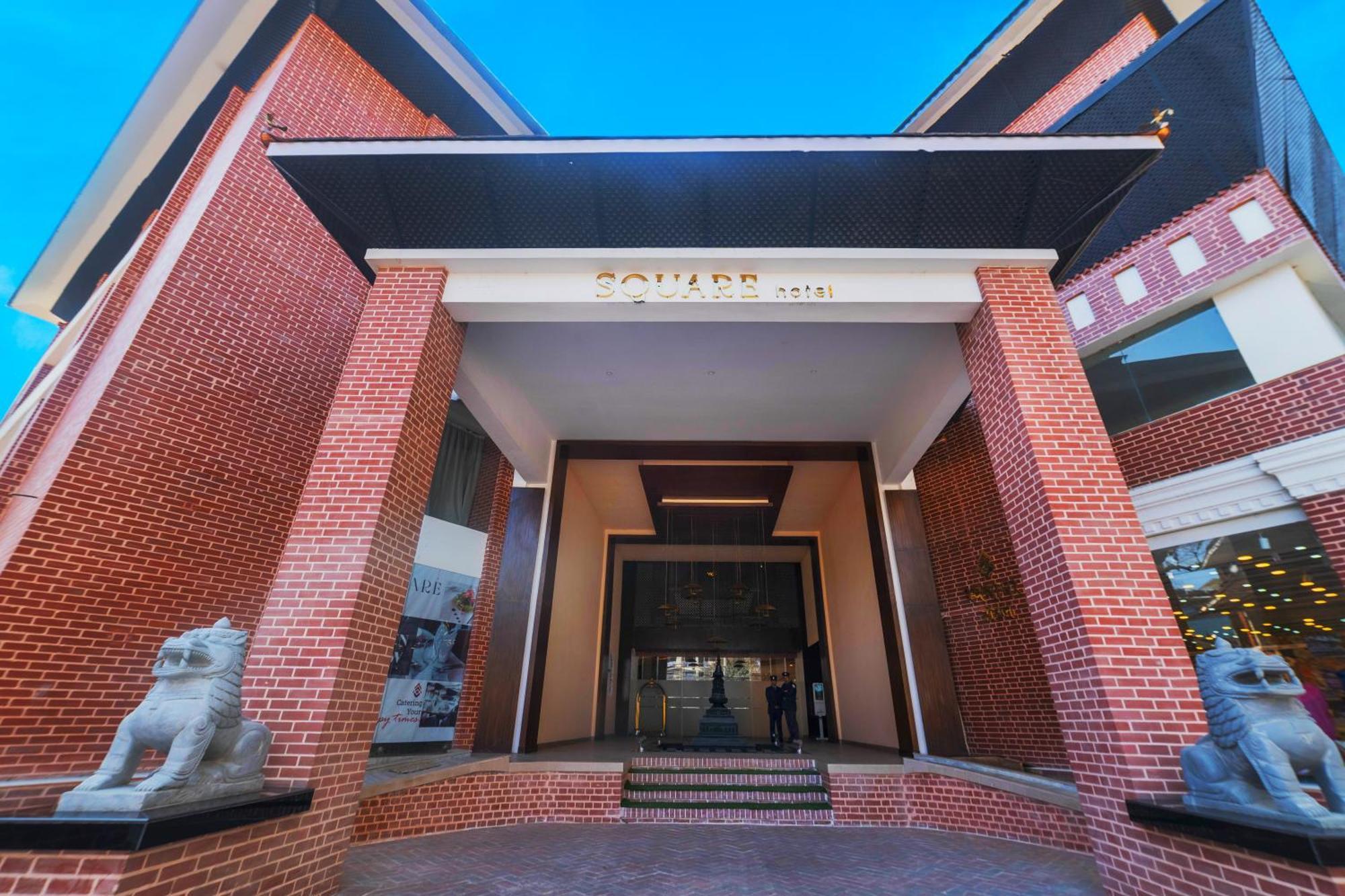 Square Hotel Kathmandu Bagian luar foto